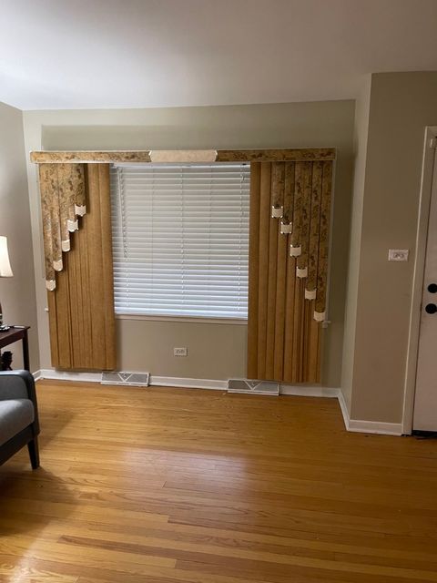 Tiny photo for 16521 Evans Avenue, South Holland, IL 60473 (MLS # 12542761)