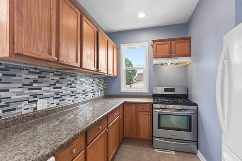 Tiny photo for 12845 Lincoln Street, Blue Island, IL 60406 (MLS # 12713598)