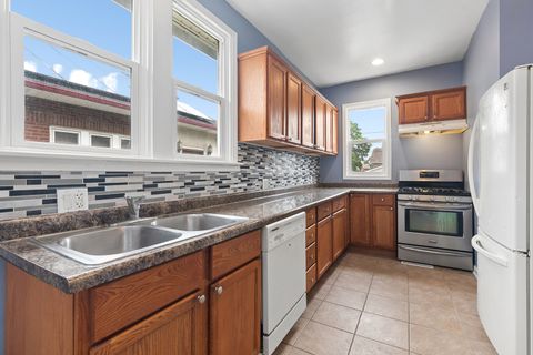 Tiny photo for 12845 Lincoln Street, Blue Island, IL 60406 (MLS # 12713598)