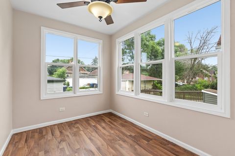 Tiny photo for 12845 Lincoln Street, Blue Island, IL 60406 (MLS # 12713598)