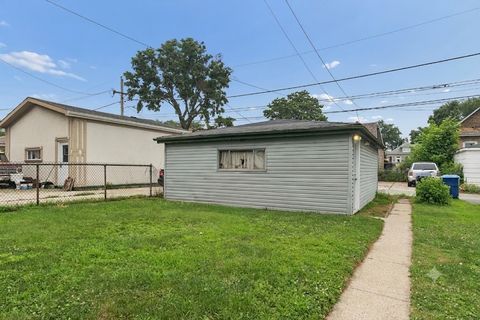 Tiny photo for 12845 Lincoln Street, Blue Island, IL 60406 (MLS # 12713598)