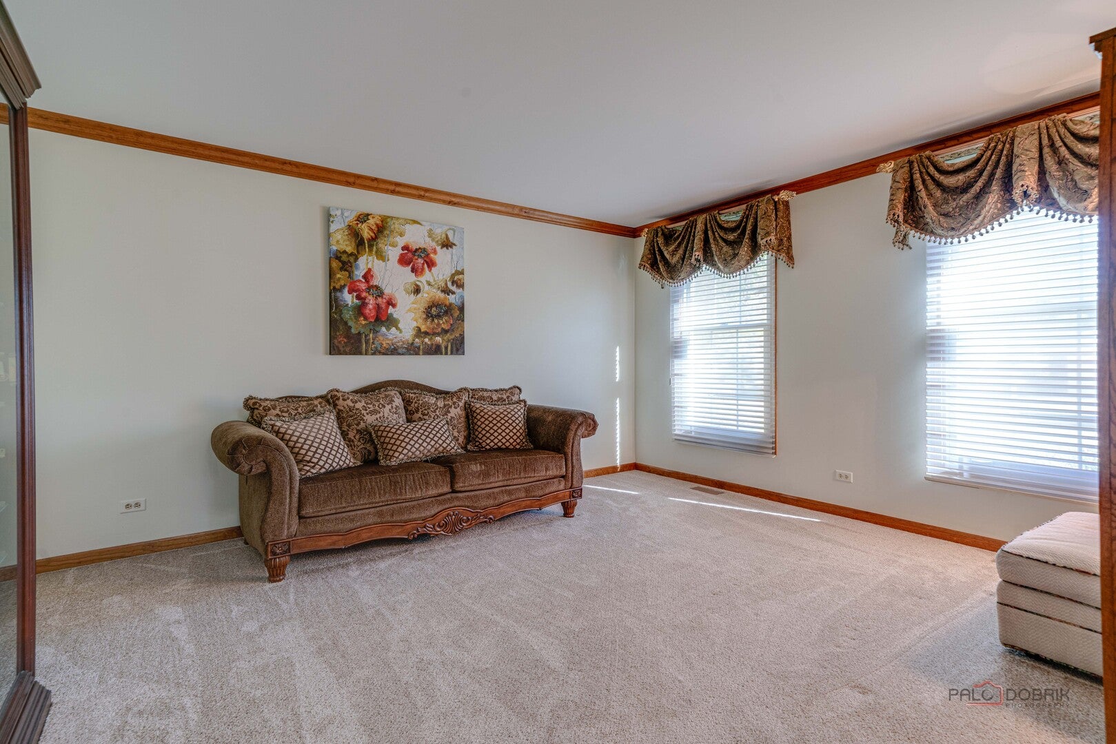 1517 Old Barn Circle