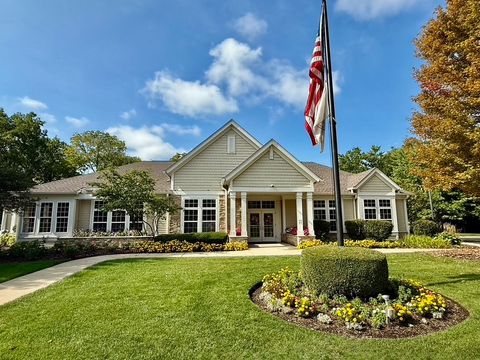 Tiny photo for 1870 Hampshire Drive, Hoffman Estates, IL 60192 (MLS # 12504127)