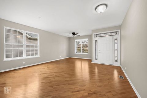 Tiny photo for 1870 Hampshire Drive, Hoffman Estates, IL 60192 (MLS # 12504127)