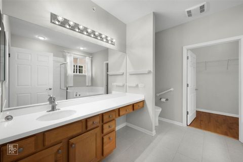 Tiny photo for 1870 Hampshire Drive, Hoffman Estates, IL 60192 (MLS # 12504127)