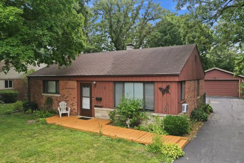 Photo of 319 Oswego Street, Park Forest, IL 60466 (MLS # 12707285)