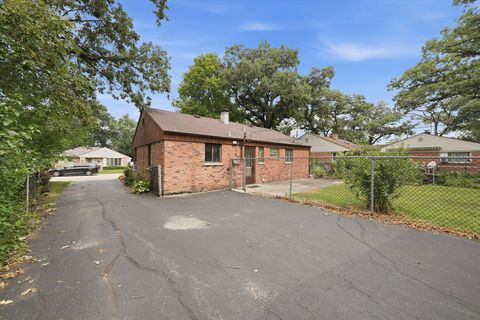 Tiny photo for 319 Oswego Street, Park Forest, IL 60466 (MLS # 12707285)