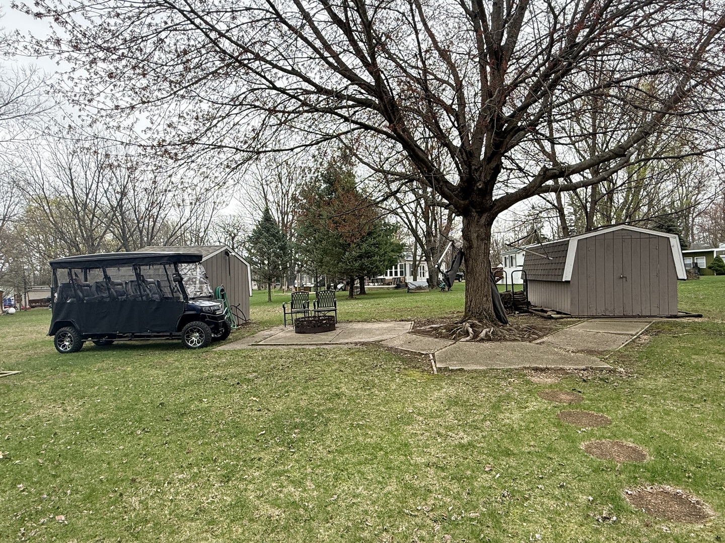 24-28/29 Woodhaven Lakes