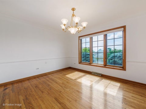 Tiny photo for 23 Squire Road, Hawthorn Woods, IL 60047 (MLS # 12711468)