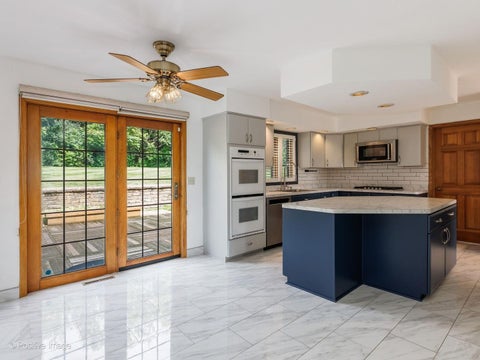 Tiny photo for 23 Squire Road, Hawthorn Woods, IL 60047 (MLS # 12711468)
