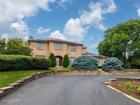 Photo of 23 Squire Road, Hawthorn Woods, IL 60047 (MLS # 12711468)