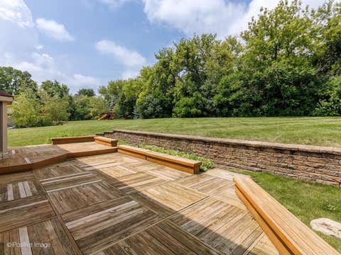 Tiny photo for 23 Squire Road, Hawthorn Woods, IL 60047 (MLS # 12711468)