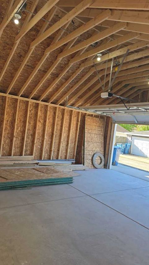 Tiny photo for 12526 HONORE Street, Calumet Park, IL 60827 (MLS # 12517693)