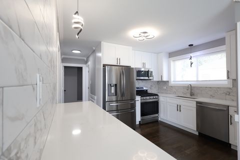 Tiny photo for 12526 HONORE Street, Calumet Park, IL 60827 (MLS # 12517693)