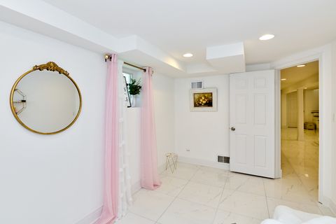 Tiny photo for 4828 W Berwyn Avenue, Chicago, IL 60630 (MLS # 12605268)