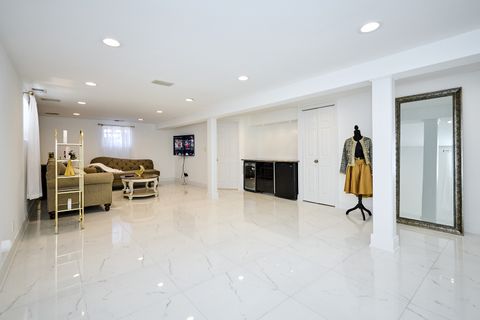 Tiny photo for 4828 W Berwyn Avenue, Chicago, IL 60630 (MLS # 12605268)