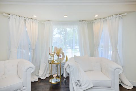 Tiny photo for 4828 W Berwyn Avenue, Chicago, IL 60630 (MLS # 12605268)