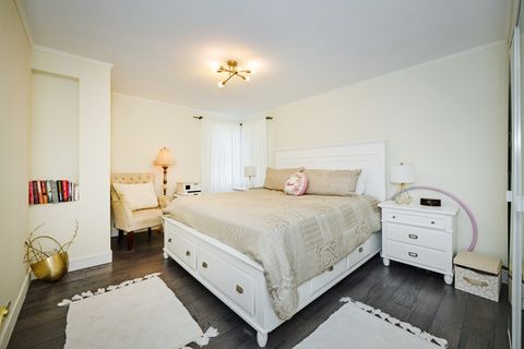 Tiny photo for 4828 W Berwyn Avenue, Chicago, IL 60630 (MLS # 12605268)