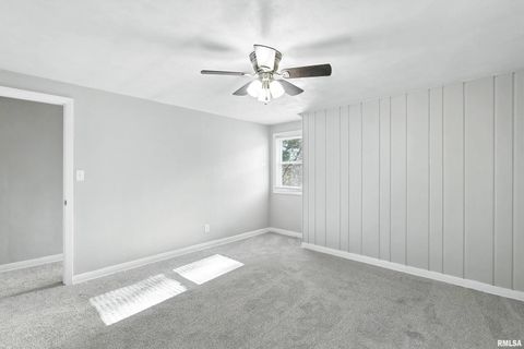 Tiny photo for 1300 2ND Avenue, Silvis, IL 61282 (MLS # QC4266636)