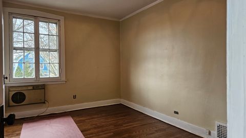 Tiny photo for 512 N Ridgeland Avenue, Oak Park, IL 60302 (MLS # 12575000)