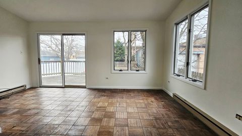 Tiny photo for 512 N Ridgeland Avenue, Oak Park, IL 60302 (MLS # 12575000)