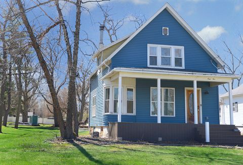 Photo of 905 E Center Street, Ottawa, IL 61350 (MLS # 12614668)