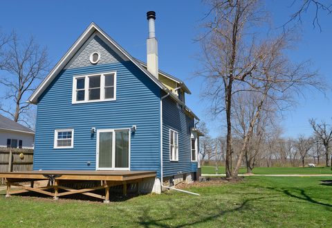 Tiny photo for 905 E Center Street, Ottawa, IL 61350 (MLS # 12614668)