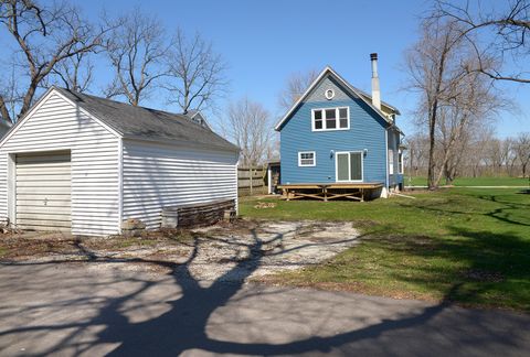 Tiny photo for 905 E Center Street, Ottawa, IL 61350 (MLS # 12614668)