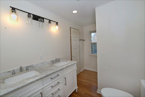 Tiny photo for 905 E Center Street, Ottawa, IL 61350 (MLS # 12614668)