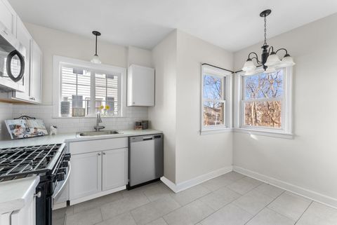 Tiny photo for 2341 33 Street, Moline, IL 61265 (MLS # 100000403)