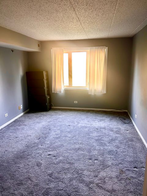 Tiny photo for 18600 Village West Drive #206, Hazel Crest, IL 60429 (MLS # 12510461)