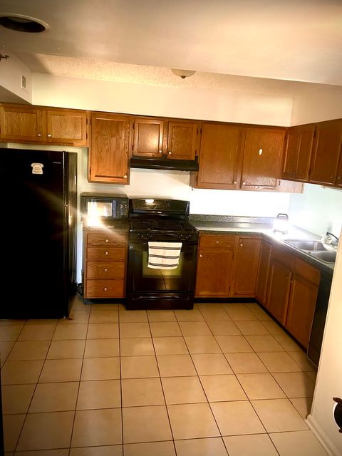 Tiny photo for 18600 Village West Drive #206, Hazel Crest, IL 60429 (MLS # 12510461)