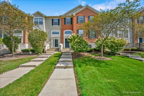 Photo of 1005 Alberta Road, Elgin, IL 60124 (MLS # 12745668)