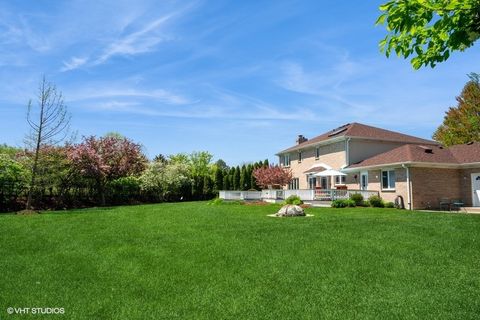 Tiny photo for 307 Anne Court, Prospect Heights, IL 60070 (MLS # 12477299)