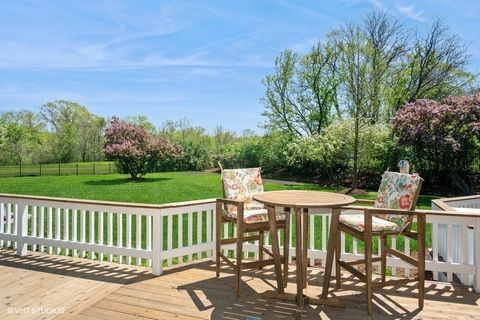 Tiny photo for 307 Anne Court, Prospect Heights, IL 60070 (MLS # 12477299)
