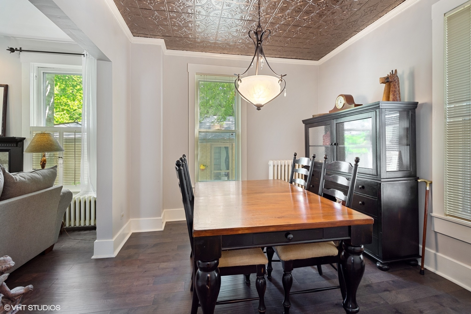315 W Lincoln Avenue