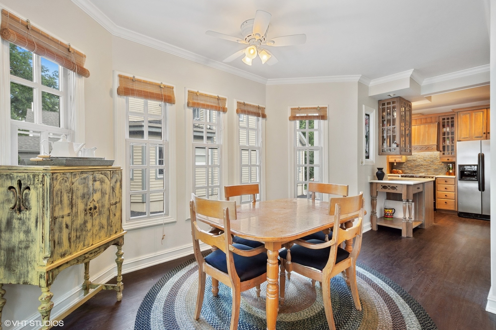 315 W Lincoln Avenue