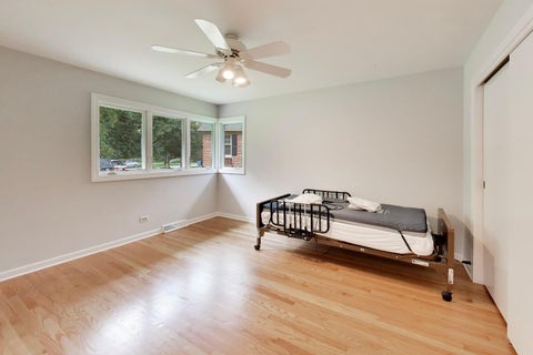 Tiny photo for 5801 N LANSING Avenue, Chicago, IL 60646 (MLS # 12766297)