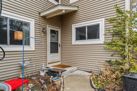 Tiny photo for 149 Brandywine Court, Vernon Hills, IL 60061 (MLS # 12589716)
