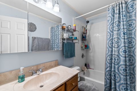 Tiny photo for 149 Brandywine Court, Vernon Hills, IL 60061 (MLS # 12589716)