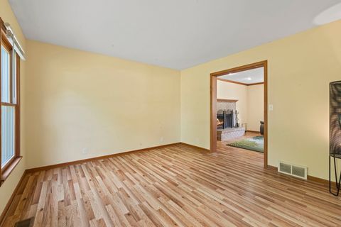 Tiny photo for 630 Maple Court, Elburn, IL 60119 (MLS # 12463777)