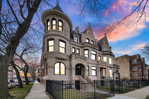Tiny photo for 4558 S Ellis Avenue, Chicago, IL 60653 (MLS # 12614239)