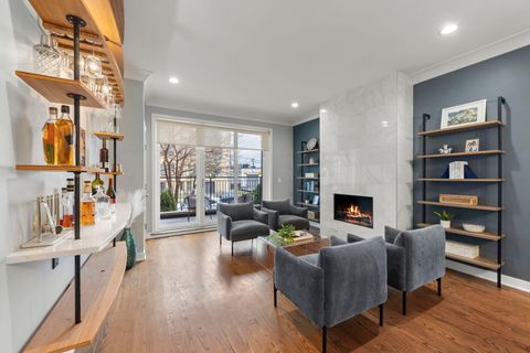 Tiny photo for 4014 N Mozart Street #1, Chicago, IL 60618 (MLS # 12588108)