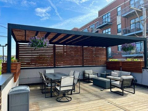 Tiny photo for 4014 N Mozart Street #1, Chicago, IL 60618 (MLS # 12588108)