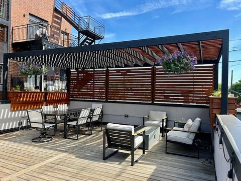 Tiny photo for 4014 N Mozart Street #1, Chicago, IL 60618 (MLS # 12588108)