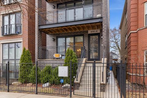 4014 N Mozart Street 1 Chicago IL 60618