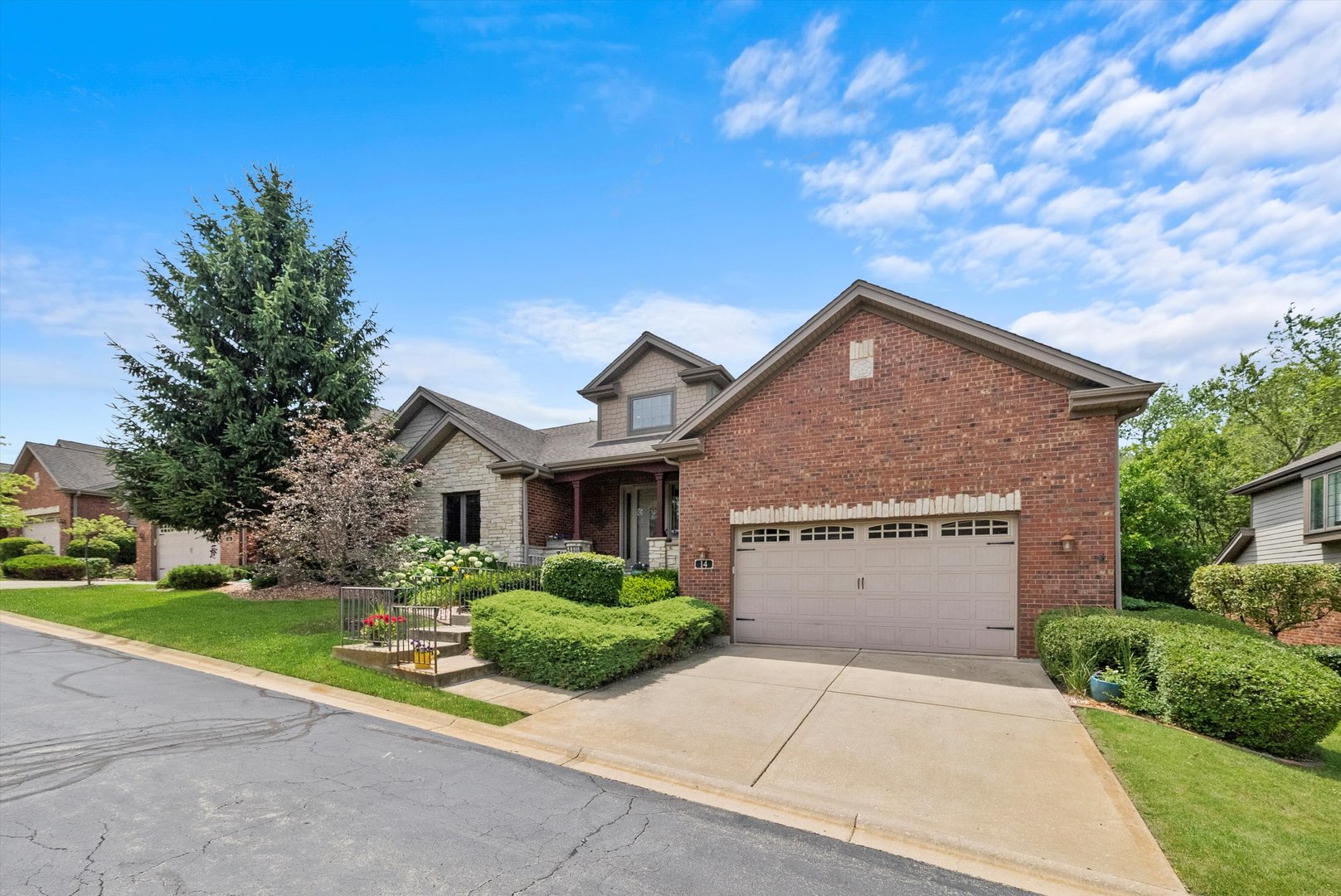 View Palos Heights, IL 60463 townhome