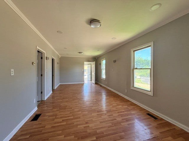 1045 W 104th Place