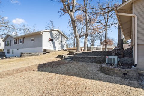 Tiny photo for 5019 34TH Avenue A, Moline, IL 61265 (MLS # 12568319)