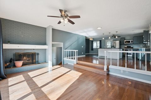 Tiny photo for 5019 34TH Avenue A, Moline, IL 61265 (MLS # 12568319)